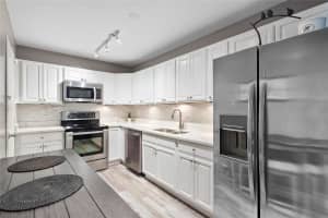 4250 Galt Ocean Dr 8N, Fort Lauderdale, FL 33308 Sold 04/16/25