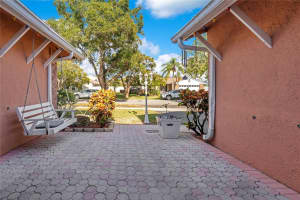 13820 Roanoke St, Davie, FL 33325 Sold 08/21/25