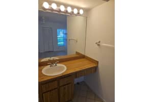 904 Twin Lakes Dr 904, Coral Springs, FL 33071 Sold 04/03/25