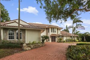3232 Embassy Dr, West Palm Beach, FL 33401 Sold 02/18/25