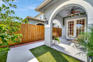 1137 NE 3rd Ave 1137, Fort Lauderdale, FL 33304 Sold 06/02/25