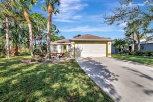 280 SW Panther Trce, Port Saint Lucie, FL 34953 Sold 01/31/25