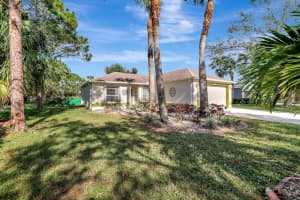 280 SW Panther Trce, Port Saint Lucie, FL 34953 Sold 01/31/25