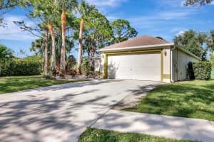 280 SW Panther Trce, Port Saint Lucie, FL 34953 Sold 01/31/25