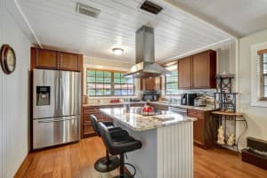 502 Sandpiper Cir 502, Delray Beach, FL 33445 Sold 03/31/25
