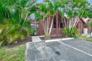 467 N University Dr 6-9, Fort Lauderdale, FL 33324 Sold 01/31/25