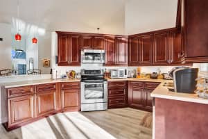 14030 Oak Ridge Dr, Davie, FL 33325 Sold 02/26/25