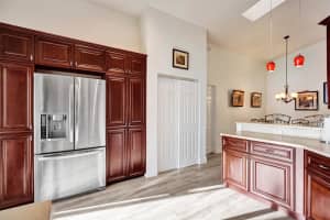 14030 Oak Ridge Dr, Davie, FL 33325 Sold 02/26/25