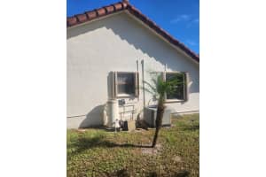 9332 Laurel Green Drive, Boynton Beach, FL 33437 - MLS#F10475777