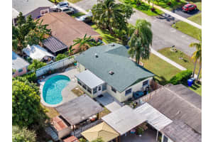 520 SW 72nd Ter, North Lauderdale, FL 33068 Sold 02/07/25