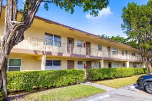 7360 Nw 1st St 205, Margate