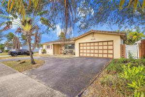 5315 W Park Rd, Hollywood, FL 33021 Sold 02/10/25