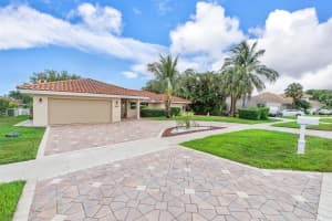 2363 Deer Creek Trl, Deerfield Beach, FL 33442 Sold 04/08/25