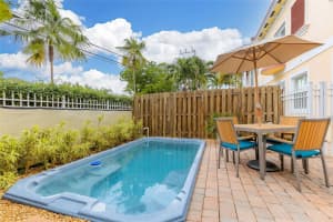 1224 NE 18th Ave 1, Fort Lauderdale, FL 33304 - MLS#F10475882