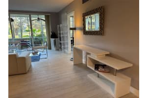 545 Oaks Lane, Pompano Beach, FL 33069 - MLS#F10475893