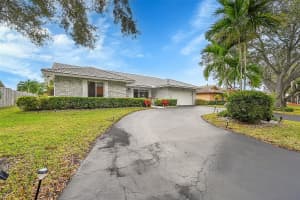 10900 SW 1st Ct, Coral Springs, FL 33071 Sold 04/02/25