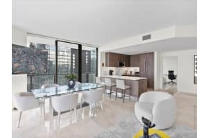 68 Se 6th St 3201 Miami, FL 33131 - Off Market