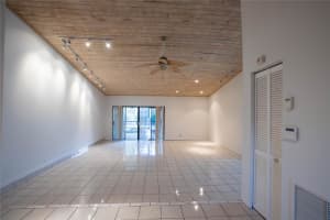 5710 NW 54th Way, Tamarac, FL 33319 Sold 02/19/25