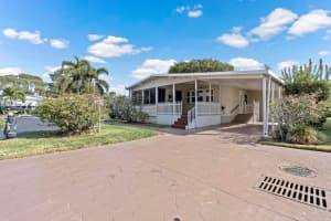 5358 NW 1st Ave, Deerfield Beach, FL 33064 - MLS#F10475975