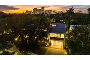 129 N Victoria Park Rd, Fort Lauderdale, FL 33301 Sold 01/13/25