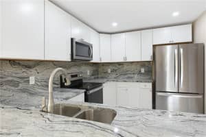 245 NW 117th Ave, Coral Springs, FL 33071 Sold 03/03/25