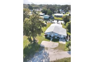 2922 SE 28th St, Okeechobee, FL 34974 Sold 01/13/25