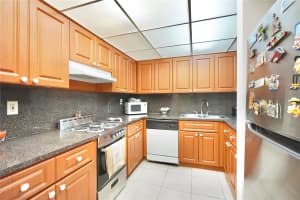 6990 NW 186th St 4-103, Hialeah, FL 33015 Sold 05/23/25