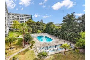 4330 Hillcrest Dr 419, Hollywood, FL 33021 - MLS#F10476074