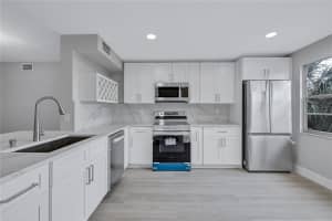 2002 Granada Dr M3, Coconut Creek, FL 33066 Sold 11/05/25