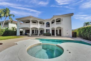 642 Palm Drive, Hallandale Beach, FL 33009 - MLS#F10476251