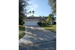 5281 4th Place, Vero Beach, FL 32968 Sold 06/03/25