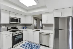 1821 NE 40th Ct 307, Pompano Beach, FL 33064 Sold 10/22/25