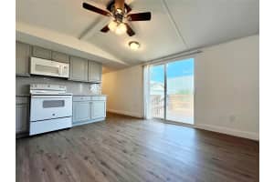 1065 Riverview Dr, Moore Haven, FL 33471 Sold 03/28/25