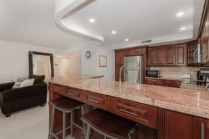 200 Diplomat Pkwy 321, Hallandale Beach, FL 33009 - MLS#F10476330