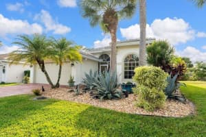 4834 SE Devenwood Way, Stuart, FL 34997 Sold 05/28/25