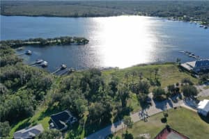 1040 Lake June Rd, Lake Placid, FL 33852 - MLS#F10476409