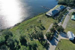 1040 Lake June Road, Lake Placid, FL 33852 - MLS#F10476409