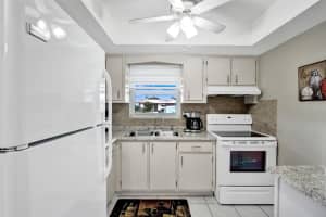 2915 W Crosley Dr L, West Palm Beach, FL 33415 Sold 03/14/25