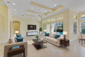 400 SW Sapphire Way, Vero Beach, FL 32968 Sold 07/30/25