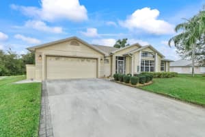 6804 Thoreau Ter, Port Saint Lucie, FL 34952 Sold 01/30/25