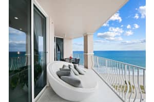 1460 S Ocean Blvd 1003, Lauderdale By The Sea, FL 33062 Sold 06/26/25