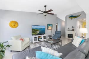 5674 SE Schooner Oaks Way 5674, Stuart, FL 34997 Sold 05/08/25