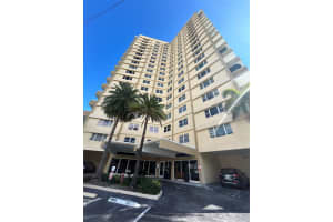 1200 Hibiscus Ave 407, Pompano Beach, FL 33062 Sold 02/11/25