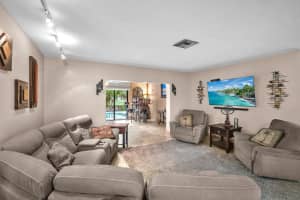 364 NW 69th Ter, Margate, FL 33063 Sold 01/31/25