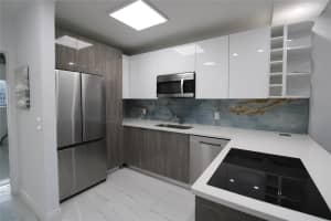 600 Layne Blvd 119, Hallandale Beach, FL 33009 - MLS#F10476824