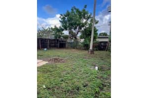 1926 SW 67th Ter, North Lauderdale, FL 33068 Sold 03/05/25