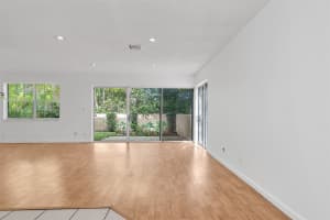 4945 Riverside Dr, Coral Springs, FL 33067 Sold 04/01/25