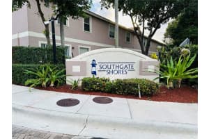 8652 N Southgate Shores Cir, Tamarac, FL 33321 Sold 01/21/25