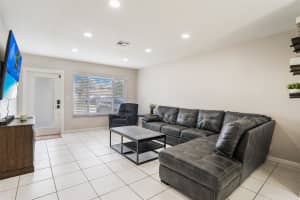 10980 NW 27th St, Sunrise, FL 33322 Sold 04/30/25
