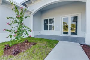 1070 SW Del Rio Blvd, Port Saint Lucie, FL 34953 Sold 03/24/25